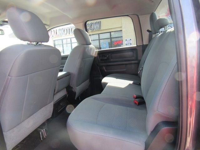 RAM 1500 Tradesman Crew Cab SWB 4WD 2016