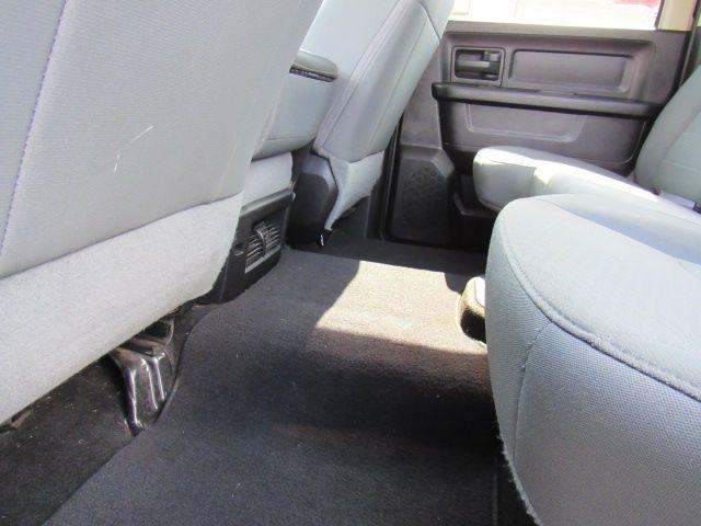 RAM 1500 Tradesman Crew Cab SWB 4WD 2016