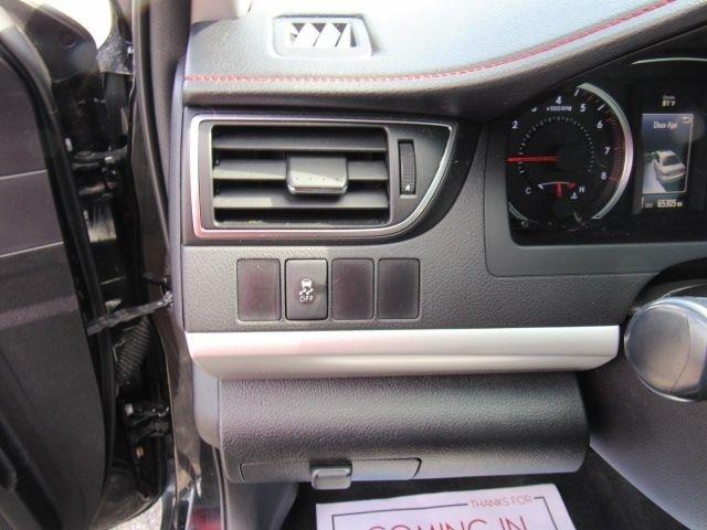 Toyota Camry SE 2016