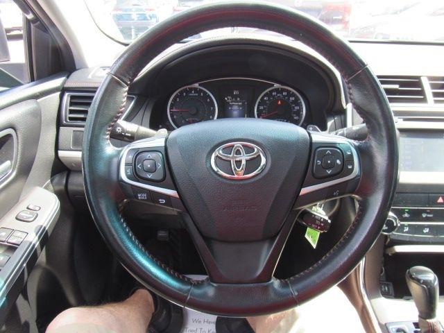 Toyota Camry SE 2016