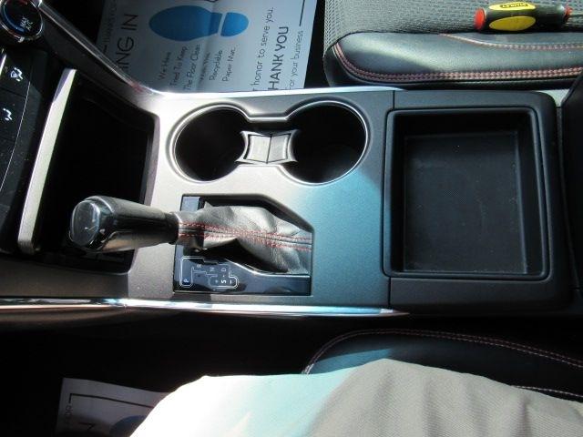 Toyota Camry SE 2016