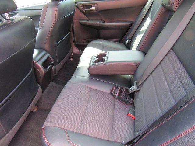 Toyota Camry SE 2016