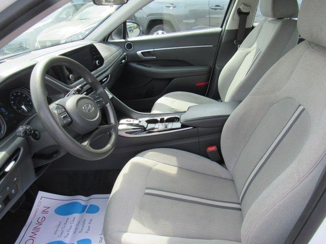 Hyundai Sonata SE 2022