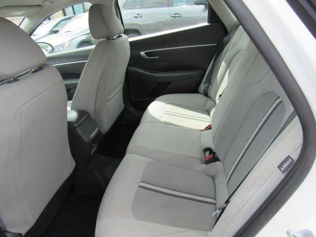 Hyundai Sonata SE 2022