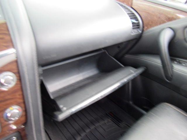 Nissan Armada Platinum AWD 2019