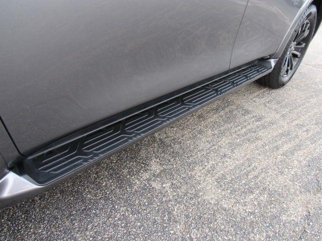 Nissan Armada Platinum AWD 2019