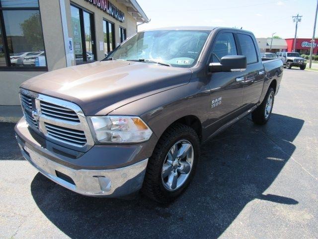 2018 RAM 1500 SLT Crew Cab SWB 4WD
