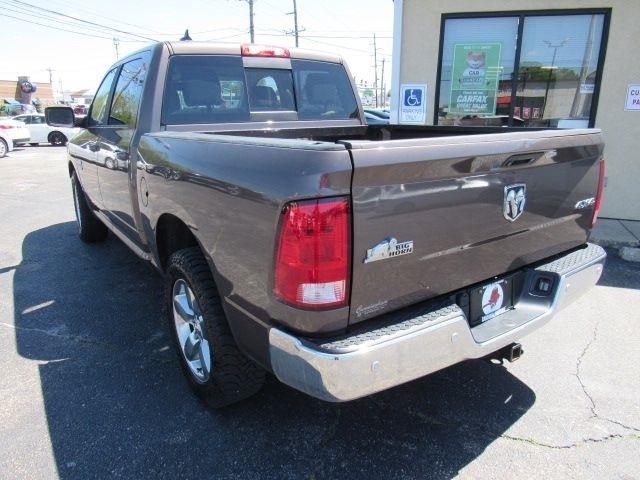 RAM 1500 SLT Crew Cab SWB 4WD 2018