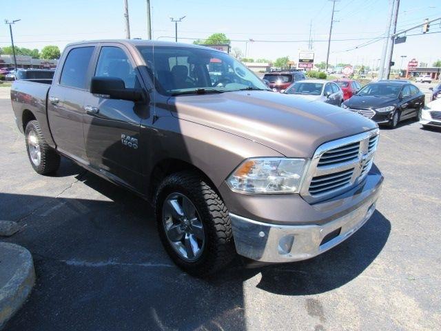 RAM 1500 SLT Crew Cab SWB 4WD 2018