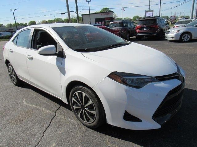 Toyota Corolla XLE CVT 2018