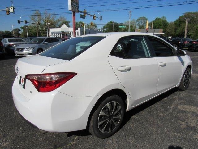 Toyota Corolla XLE CVT 2018