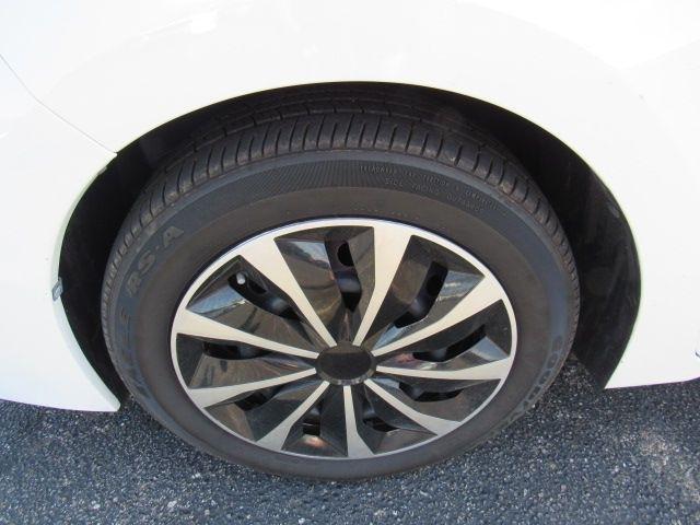 Toyota Corolla XLE CVT 2018