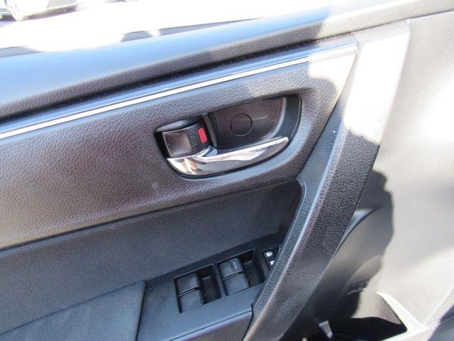 Toyota Corolla XLE CVT 2018