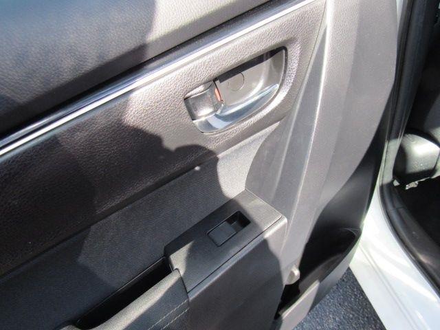 Toyota Corolla XLE CVT 2018