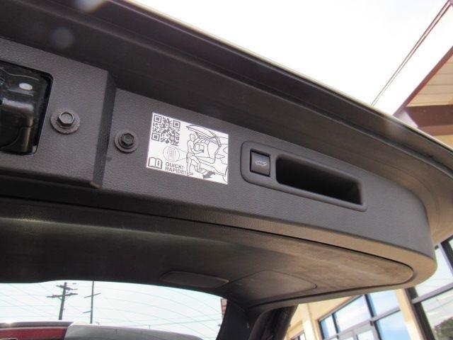 Toyota Highlander Limited AWD V6 2022