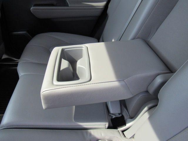 Toyota Highlander Limited AWD V6 2022