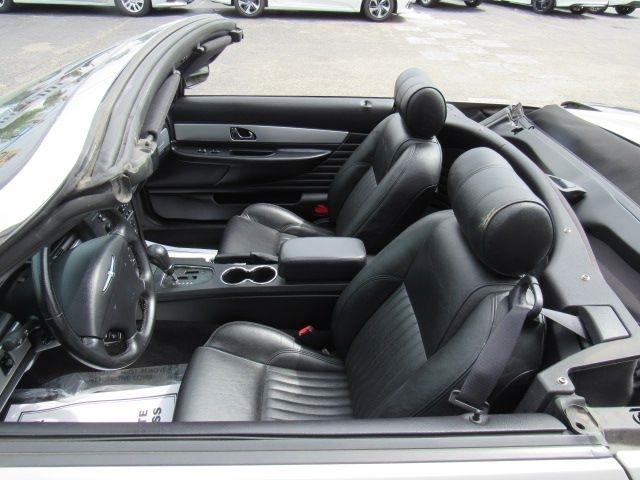 Ford Thunderbird Deluxe 2005