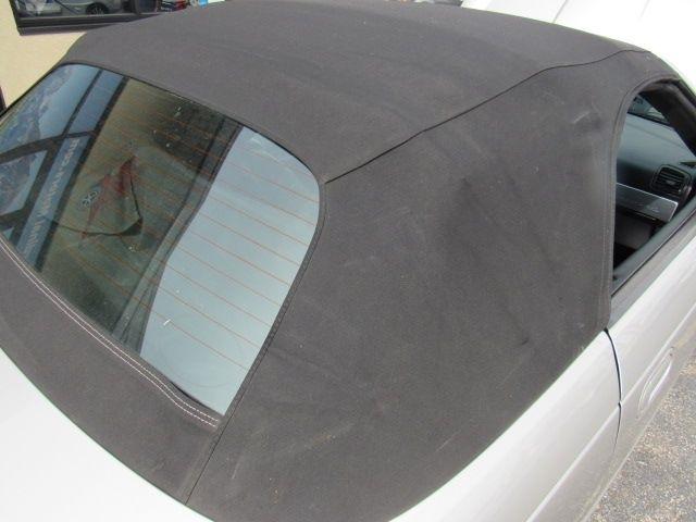 Ford Thunderbird Deluxe 2005