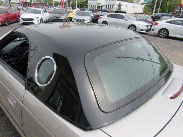 Ford Thunderbird Deluxe 2005