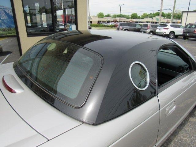 Ford Thunderbird Deluxe 2005