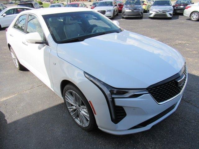 Cadillac CT4 Premium Luxury 2024