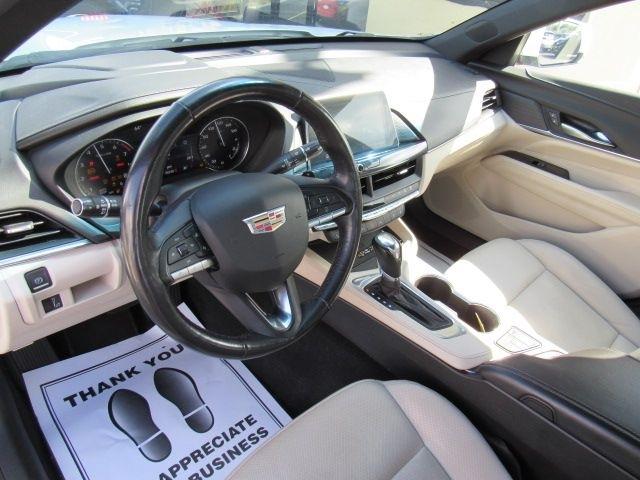 Cadillac CT4 Premium Luxury 2024