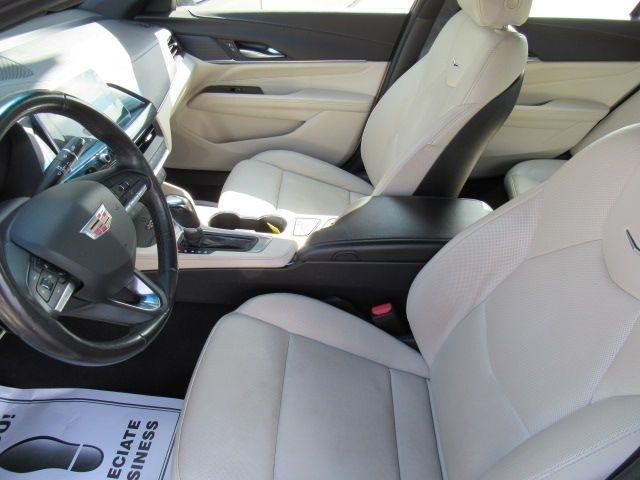 Cadillac CT4 Premium Luxury 2024