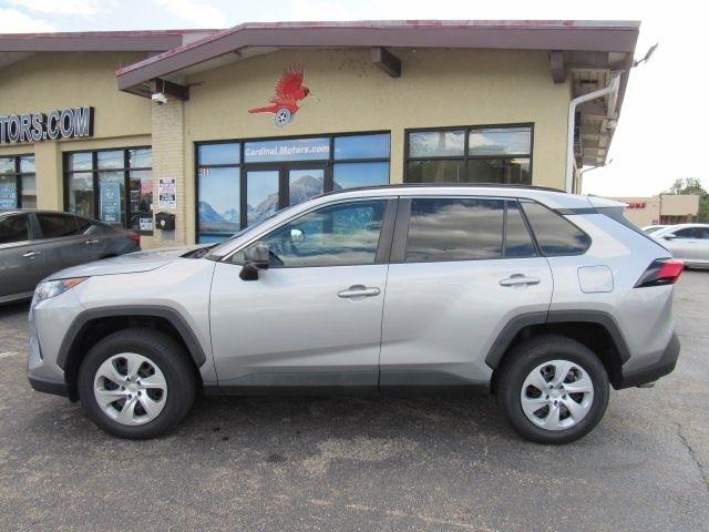 Toyota RAV4 LE AWD 2021