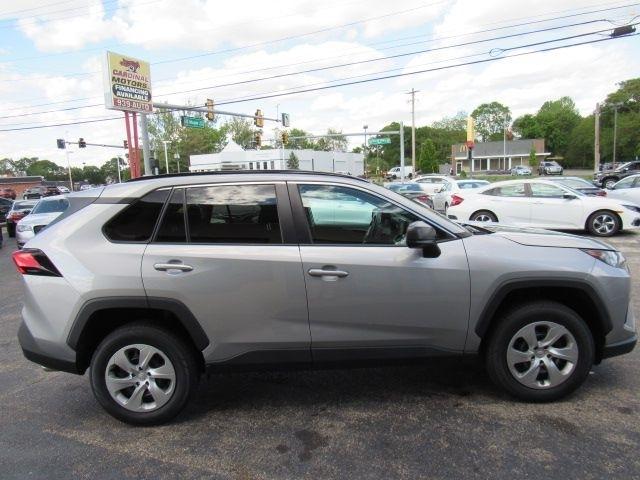 Toyota RAV4 LE AWD 2021