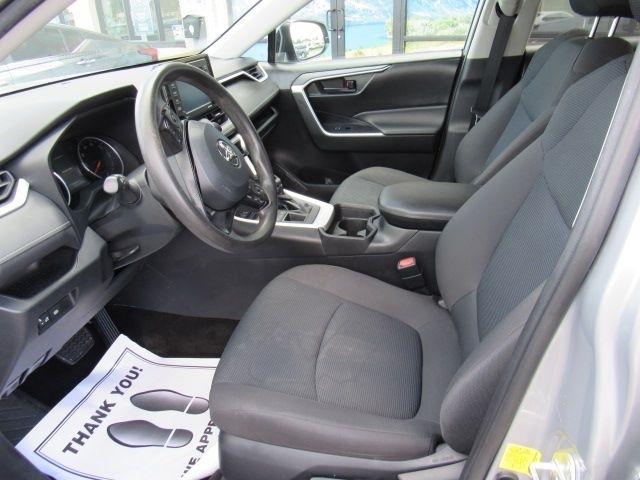 Toyota RAV4 LE AWD 2021