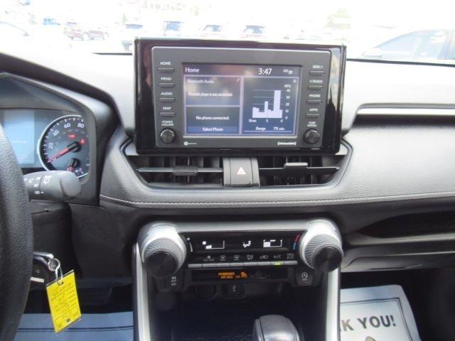 Toyota RAV4 LE AWD 2021