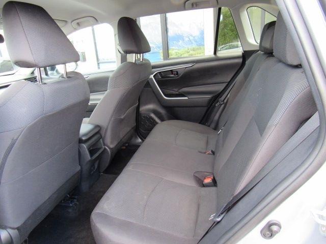 Toyota RAV4 LE AWD 2021