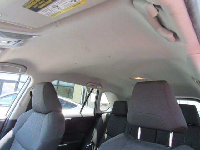 Toyota RAV4 XLE 2021