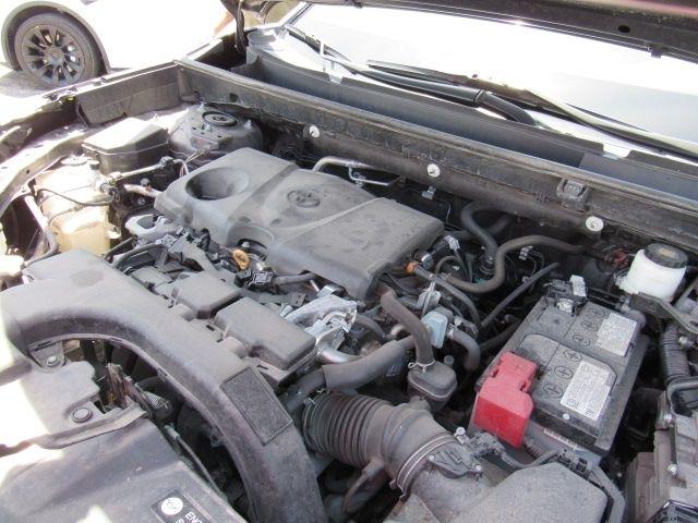 Toyota RAV4 XLE 2021