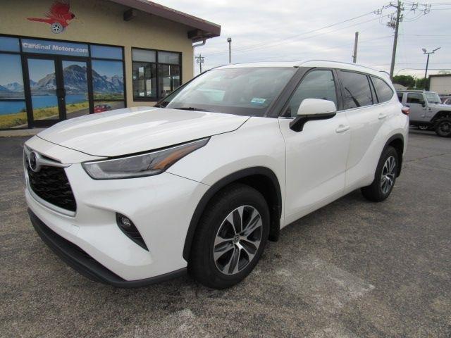 Toyota Highlander XLE Nav AWD V6 2021