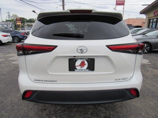 Toyota Highlander XLE Nav AWD V6 2021