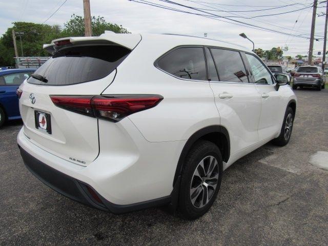 Toyota Highlander XLE Nav AWD V6 2021