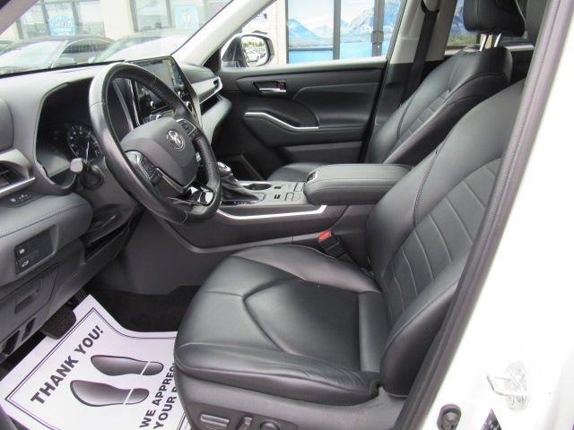 Toyota Highlander XLE Nav AWD V6 2021