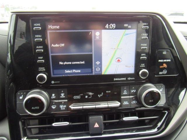 Toyota Highlander XLE Nav AWD V6 2021
