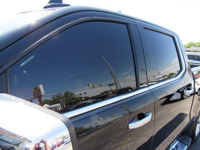 Chevrolet Silverado 1500 LTZ Crew Cab 4WD 2020