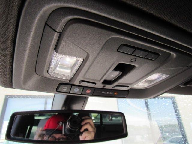 Chevrolet Silverado 1500 LTZ Crew Cab 4WD 2020