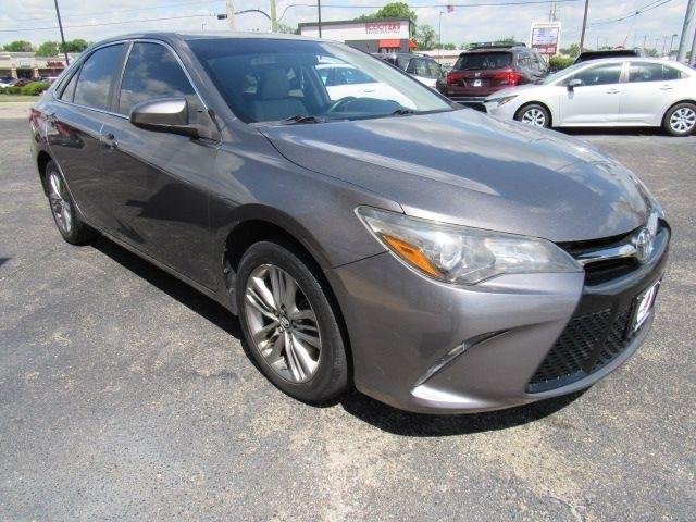 Toyota Camry SE 2017