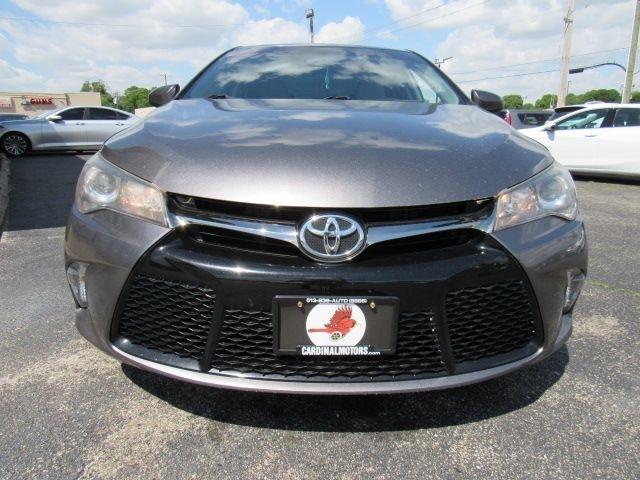 Toyota Camry SE 2017