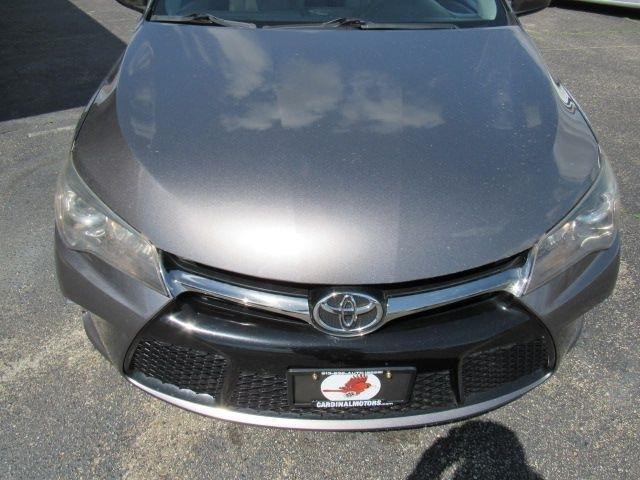 Toyota Camry SE 2017