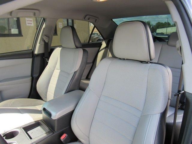 Toyota Camry SE 2017