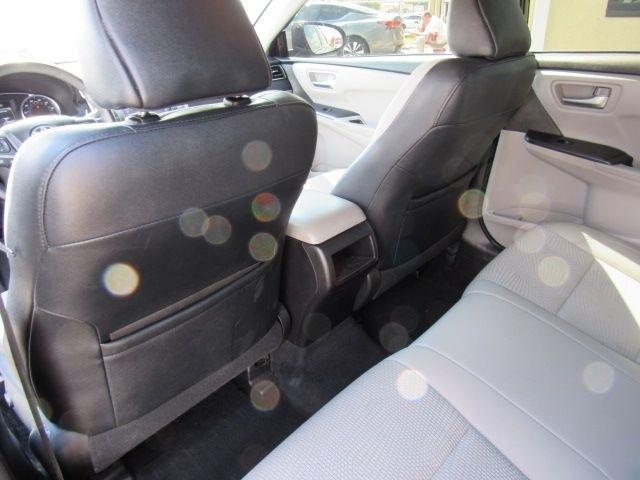 Toyota Camry SE 2017