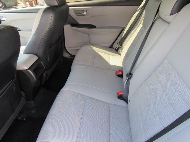 Toyota Camry SE 2017