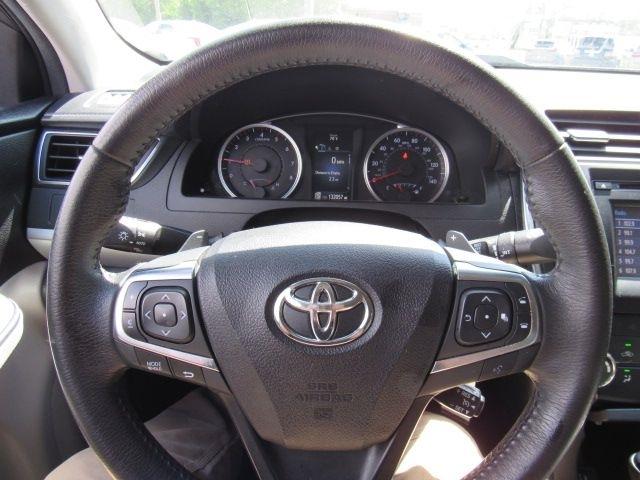 Toyota Camry SE 2017
