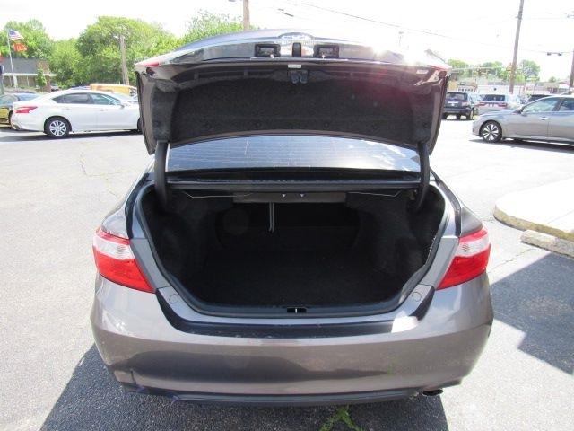 Toyota Camry SE 2017