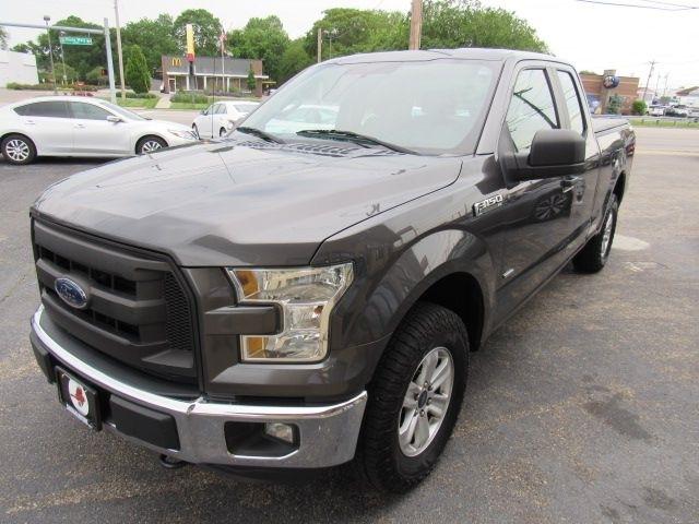 2015 Ford F-150 XL SuperCab 8-ft. Bed 4WD